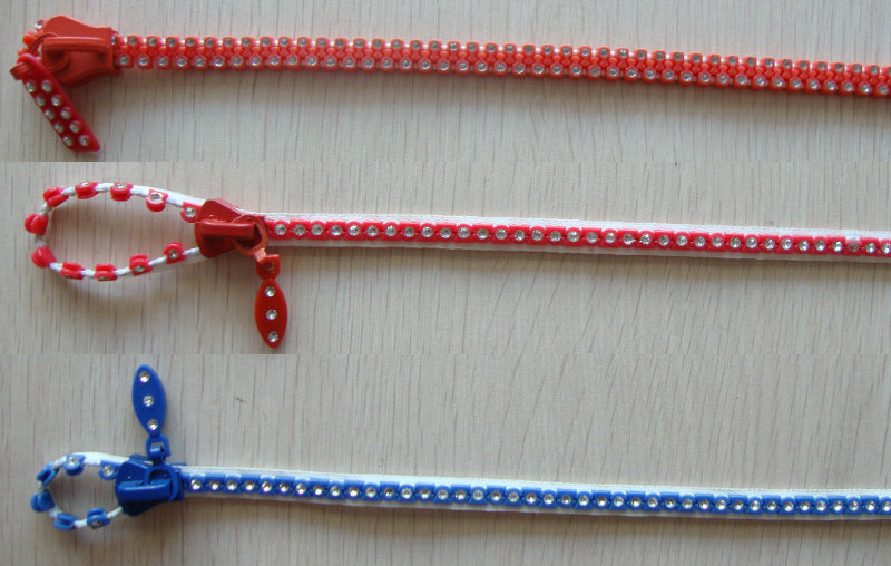 zipper lanyard